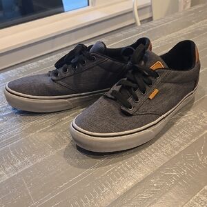 VANS Gray and Black Low-Top Sneakers with Suede Upper